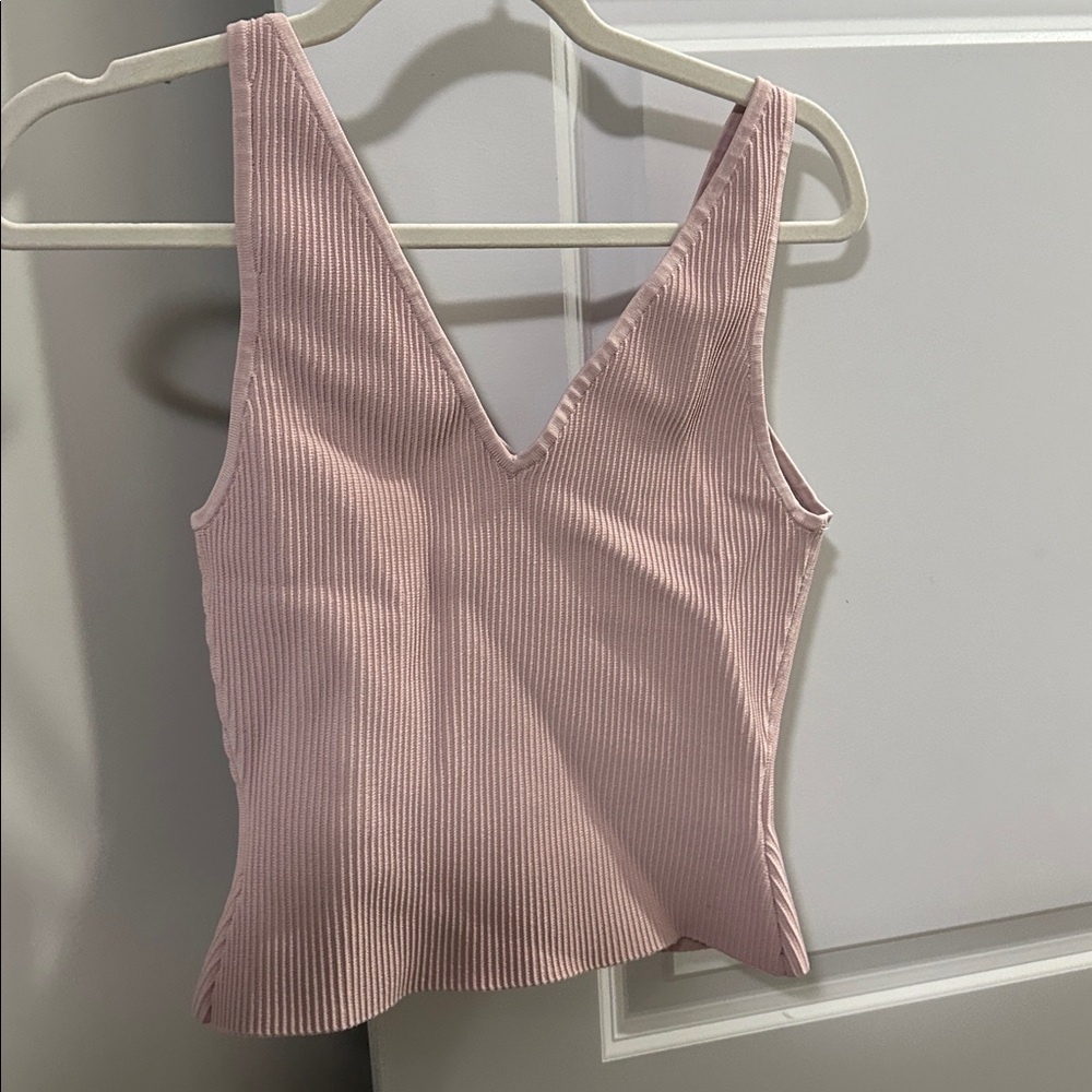 Aritzia Ribbed tank - like new